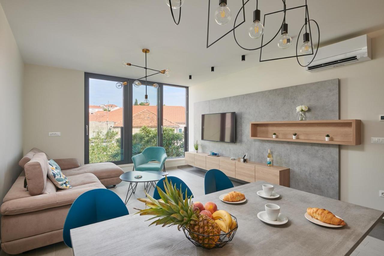 Tiffany Apartments 察夫塔特 外观 照片