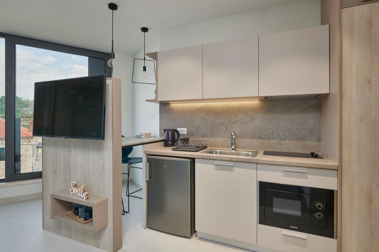 Tiffany Apartments 察夫塔特 外观 照片